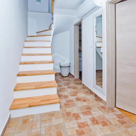 House With A Parking Space Cove Zarace, Hvar - 21454 Vakantiehuis Zarače